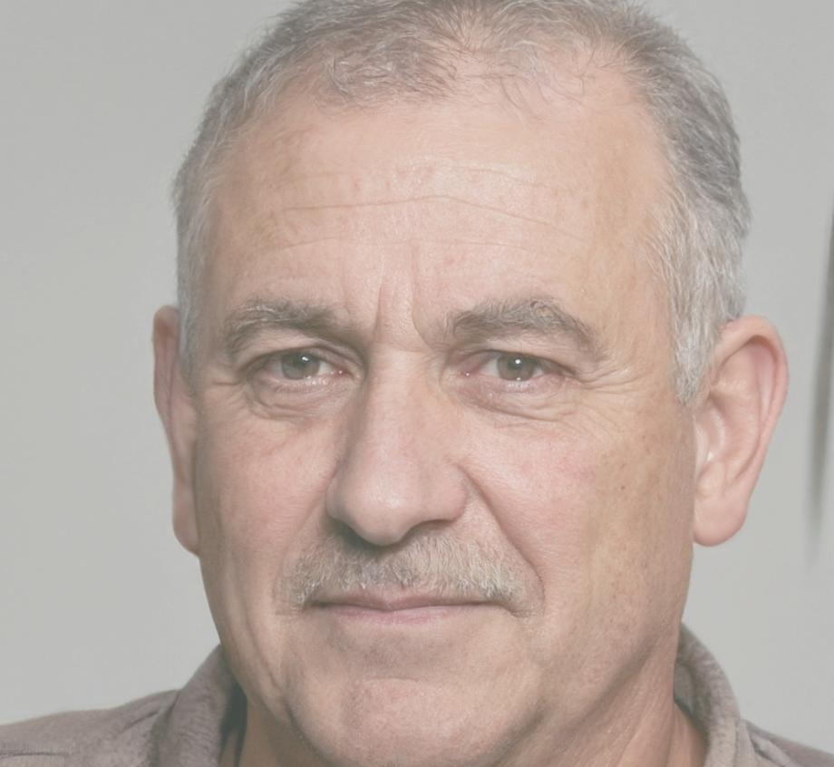 Prof. Marcus Reinhold